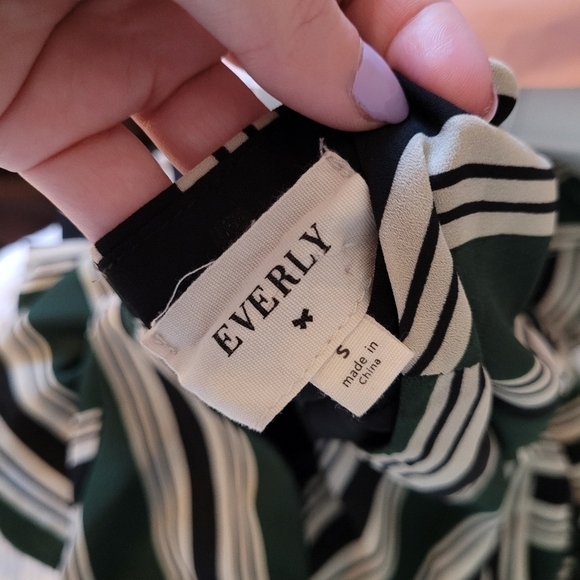 EVERLY small faux wrap dress green stripes - Picture 11 of 14